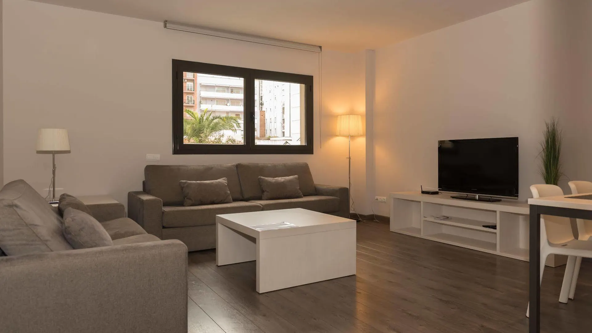 Espais Blaus Apartments Barcelona 0*,